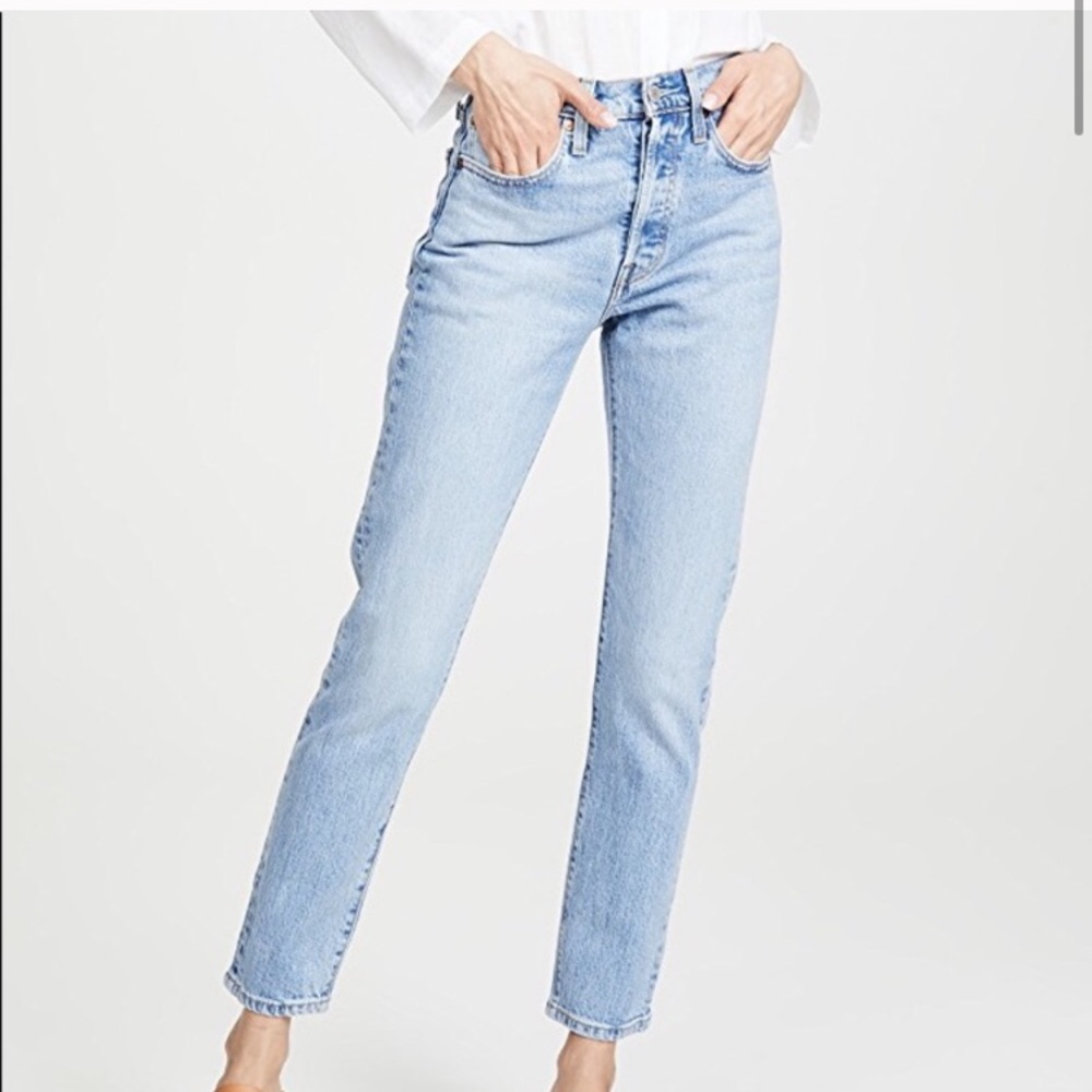 Levi 501 skinny. Mom jean. Wedgie Jean.